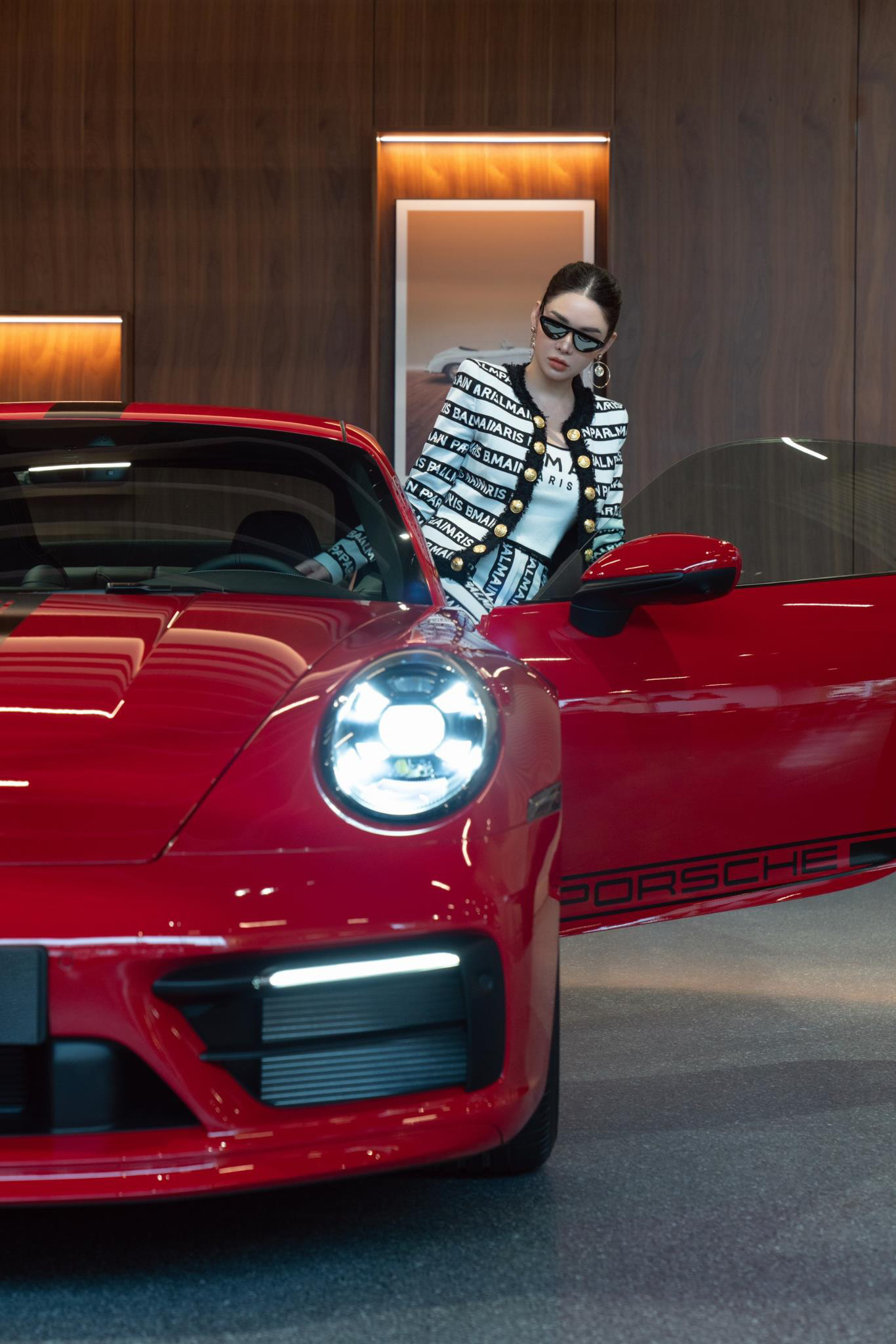 CEO Gcell Lê Giang sở hữu siêu xe Porsche 911 Carrera S - Ảnh 3.