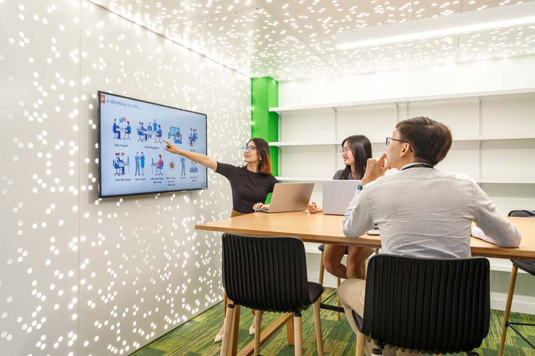 Nestlé đạt thành tích kép về phát triển bền vững và nhân sự - Ảnh 3. Nestlé đạt thành tích kép về phát triển bền vững và nhân sự - Ảnh 3.