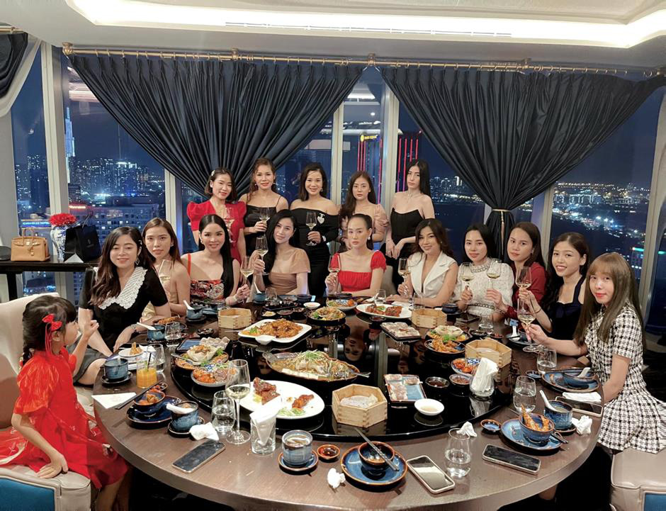 CEO Gcell Lê Giang sở hữu siêu xe Porsche 911 Carrera S - Ảnh 5. CEO Gcell Lê Giang sở hữu siêu xe Porsche 911 Carrera S - Ảnh 5.