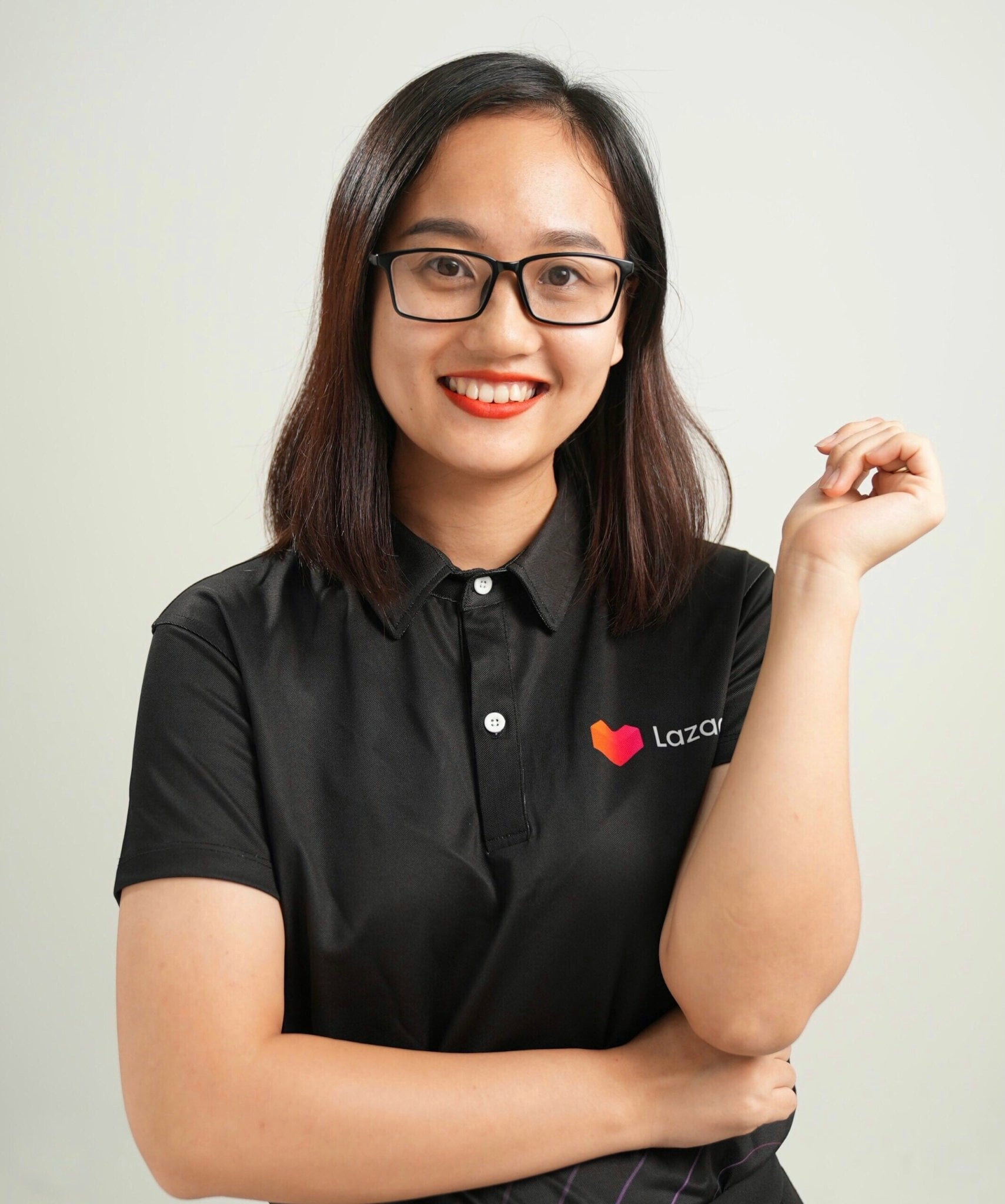 Đại diện Việt Nam giành giải “Ngôi sao mới nổi bật” tại LFWA - Ảnh 2. Đại diện Việt Nam giành giải “Ngôi sao mới nổi bật” tại LFWA - Ảnh 2.