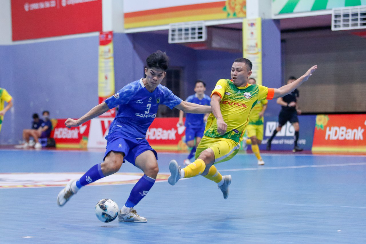Futsal Việt Nam: Thành công vẻ vang, sức bật từ bàn tay vàng - Ảnh 1.