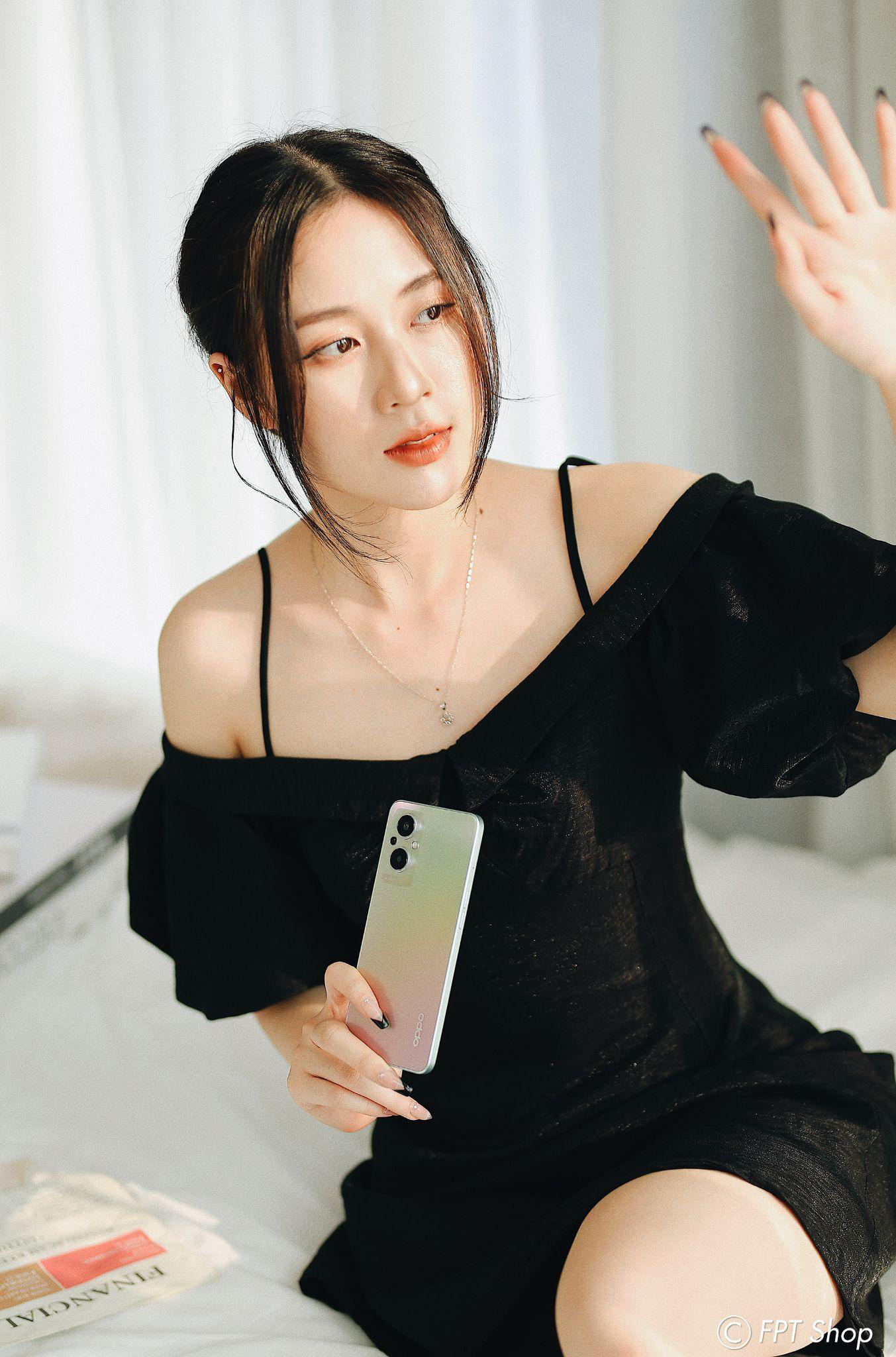 Nhận quà độc quyền từ Sơn Tùng M-TP khi đặt trước OPPO Reno7 Series tại FPT Shop - Ảnh 3.