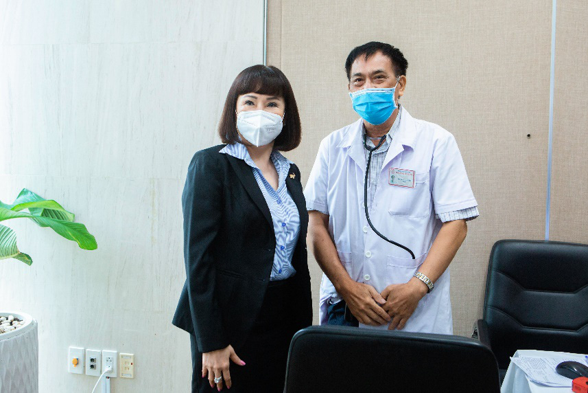 Hiến máu tự nguyện “Niềm vui từ lòng nhân ái” lần thứ 11 năm 2022 - Ảnh 1. Hiến máu tự nguyện “Niềm vui từ lòng nhân ái” lần thứ 11 năm 2022 - Ảnh 1.