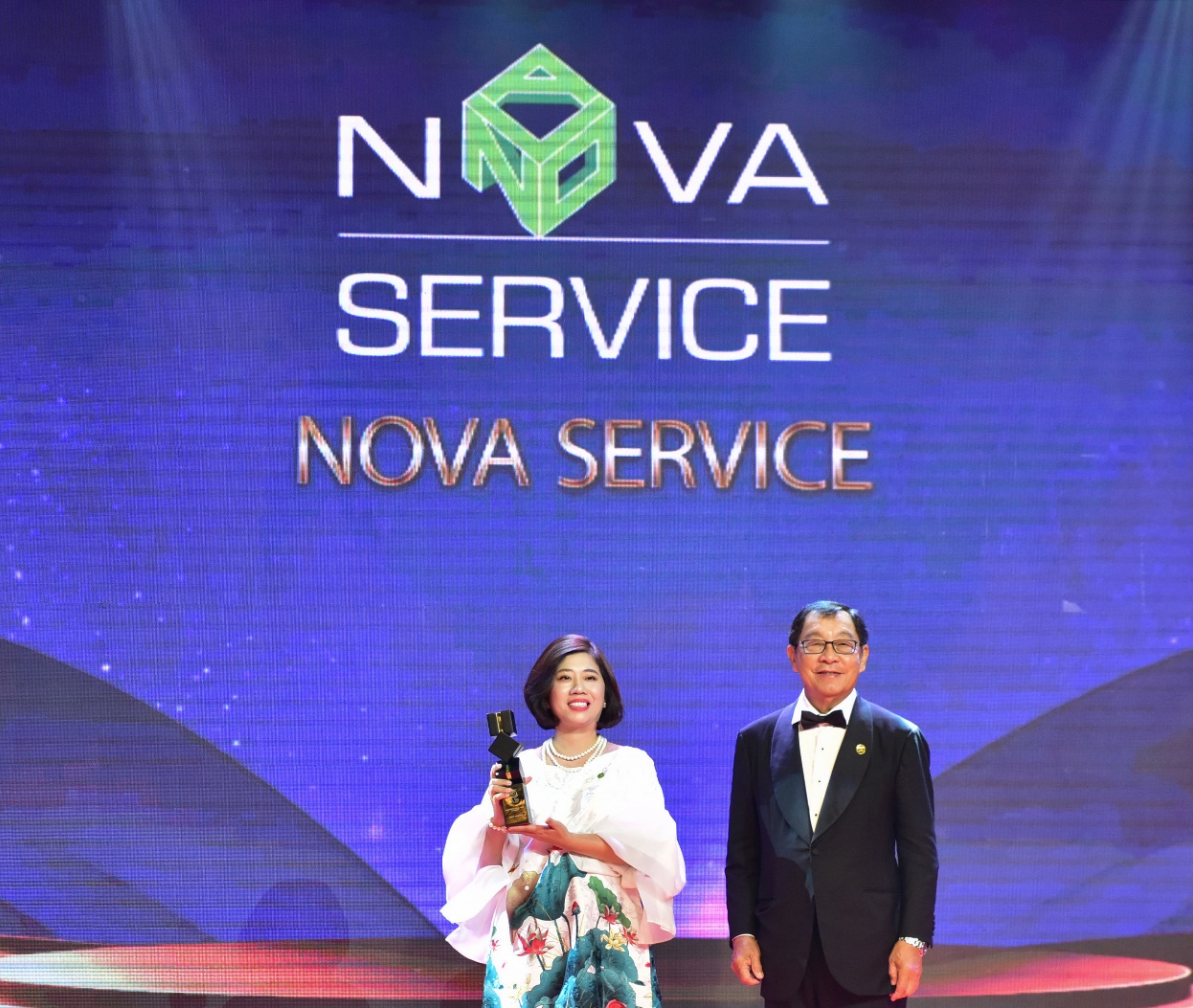 “Doanh nghiệp xuất sắc châu Á” 2022 gọi tên Nova Service - Ảnh 1.