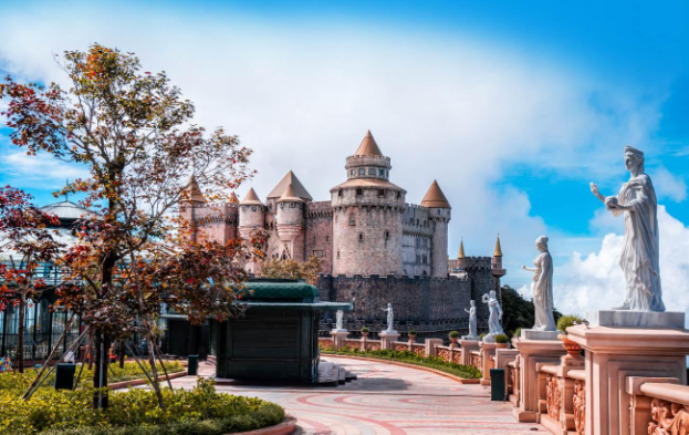Sun World Ba Na Hills không đi theo một hình mẫu công viên chủ đề nào trên thế giới - Ảnh 5.