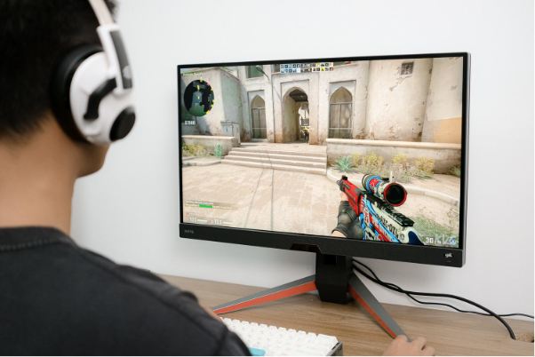 Trải nghiệm màn hình gaming BenQ MOBIUZ EX2710Q: Tấm nền 2K 165Hz mượt mà, loa treVolo 2.1 kênh, cực hợp game nhập vai, bóng đá - Ảnh 4.