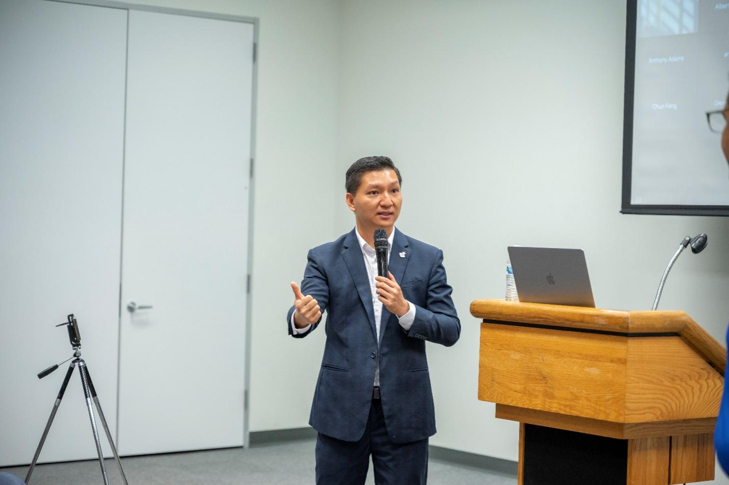 Chuyên gia tư vấn doanh nghiệp - nhu cầu nhiều nguồn cung ít - Ảnh 1.