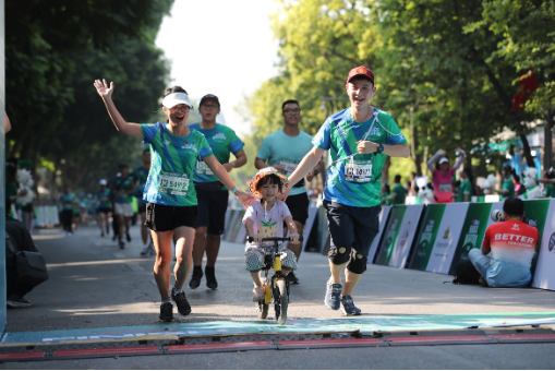 Hơn 10.000 VĐV tham gia cuộc đua gay cấn tại VPBank Hanoi Marathon 2022 - Ảnh 6.