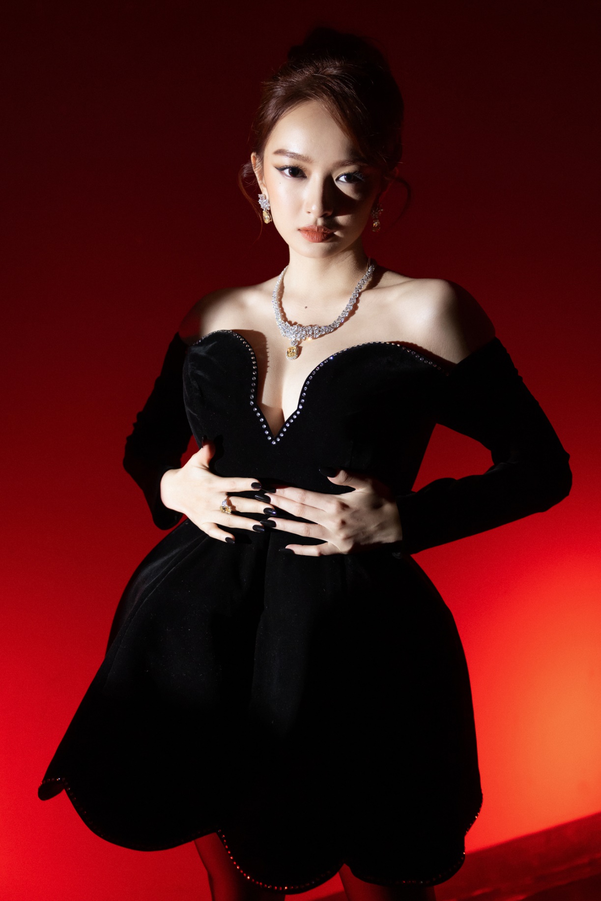 Kaity Nguyễn kiêu sa cùng trang sức Hera Jewelry & Diamonds - Ảnh 4.