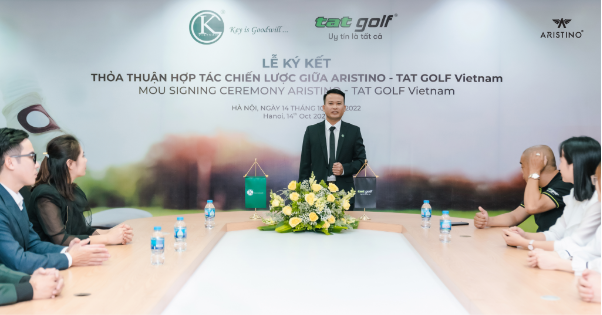 ARISTINO x TAT GOLF: Cái bắt tay của hai ông lớn trong ngành thời trang golf - Ảnh 2.