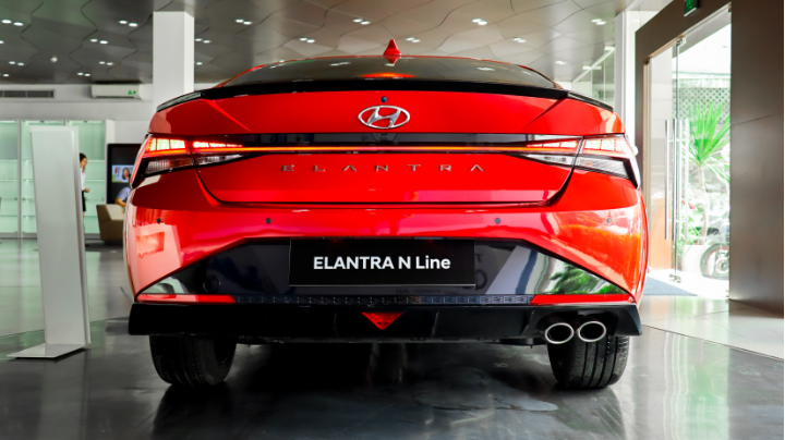 Chi tiết Hyundai Elantra 2023 thế hệ hoàn toàn mới tại đại lý - Ảnh 3.