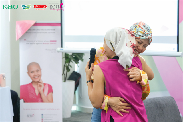 Laurier và MegRhythm đồng hành cùng Mạng lưới Ung thư Vú Việt Nam: Sắc màu của sự chia sẻ - Ảnh 2.