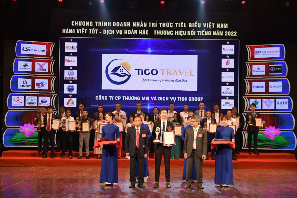 Tico Travel vinh dự nhận giải thưởng Doanh nhân - Trí thức tiêu biểu Việt Nam 2022 - Ảnh 1.