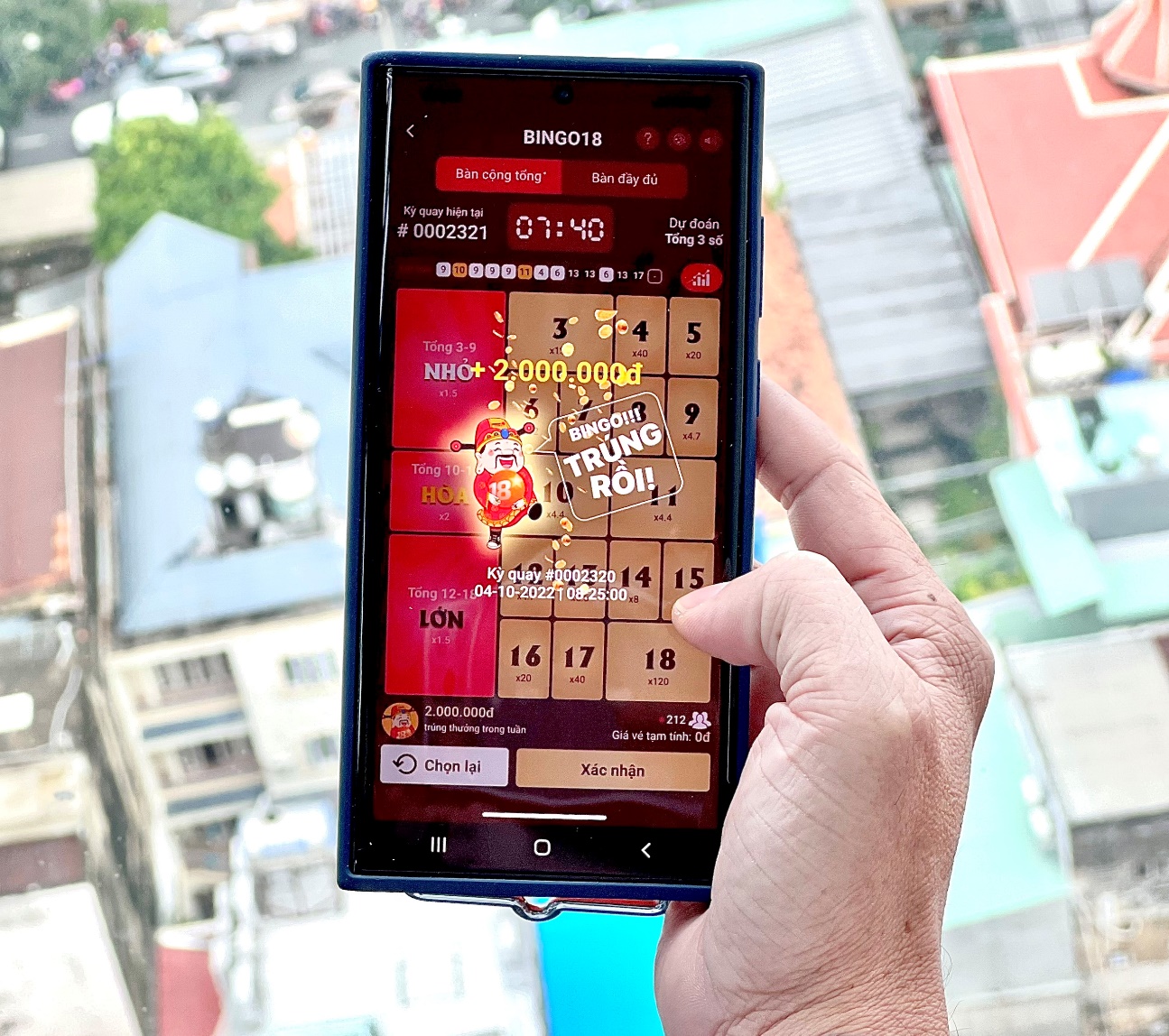 Xổ số quay nhanh trên điện thoại Bingo18 hút dân công sở - Ảnh 1. Xổ số quay nhanh trên điện thoại Bingo18 hút dân công sở - Ảnh 1.