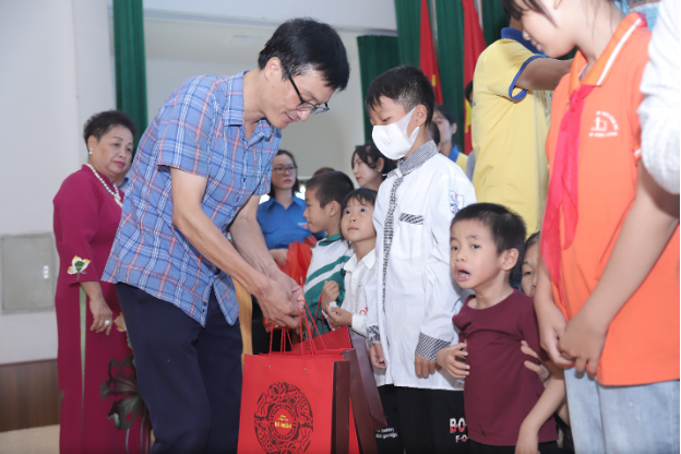 Tập đoàn Tân Hồng Hà tiếp tục chuỗi hoạt động từ thiện năm 2022 - Ảnh 3.