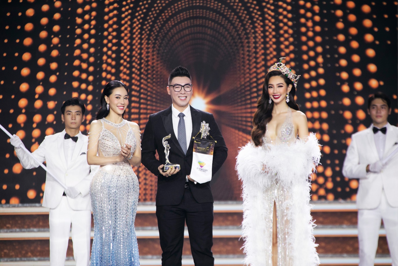 Miss Grand Vietnam 2022 chinh phục đỉnh cao sắc đẹp cùng Diamond Fitness Center - Ảnh 1.