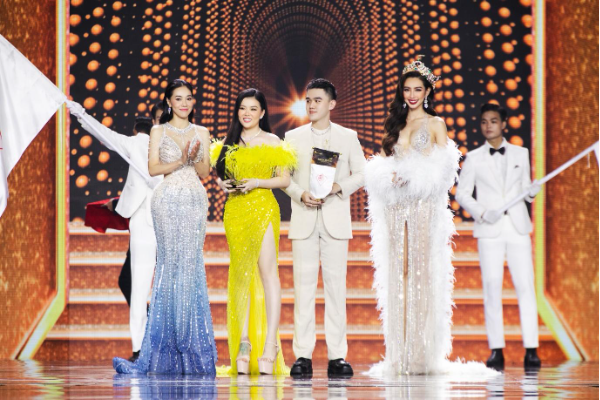 Nhà sáng lập Lynh Luxury Diamond đồng hành cùng đêm chung kết Miss Grand Vietnam 2022 - Ảnh 3.