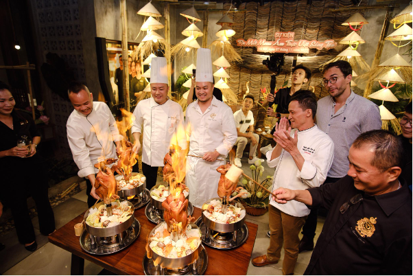 Bếp Quán tổ chức triển lãm ẩm thực cực độc đáo quy tụ dàn chuyên gia ẩm thực, hot TikToker hàng đầu Việt Nam - Ảnh 9.