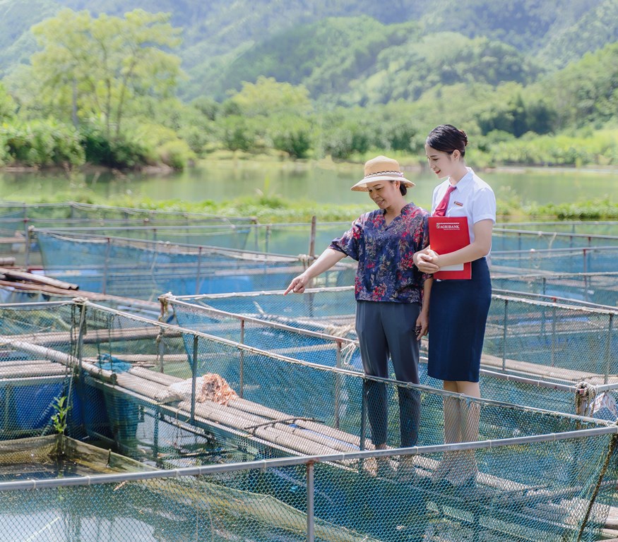 Agribank chung tay thúc đẩy tín dụng xanh, ngân hàng xanh - Ảnh 2.