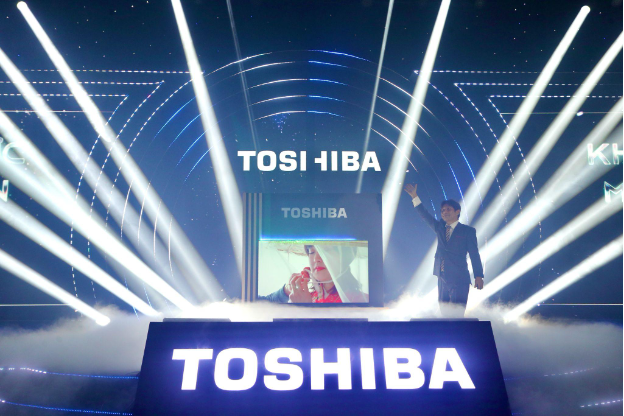 Sự kiện ra mắt sản phẩm mới của Toshiba TV 2022 - 2023 &quot;Khai chuẩn mực - Mở kỷ nguyên&quot; - Ảnh 3.