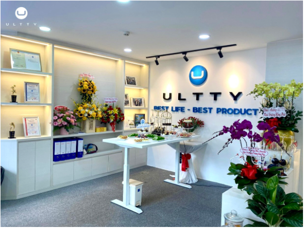 U ULTTY tưng bừng khai trương showroom tại TP.HCM - Ảnh 1.