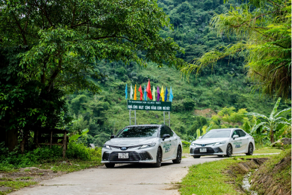 Vừa tiết kiệm nhiên liệu, vừa bảo vệ môi trường, xe Hybrid ngày càng thu hút khách hàng Việt - Ảnh 2.