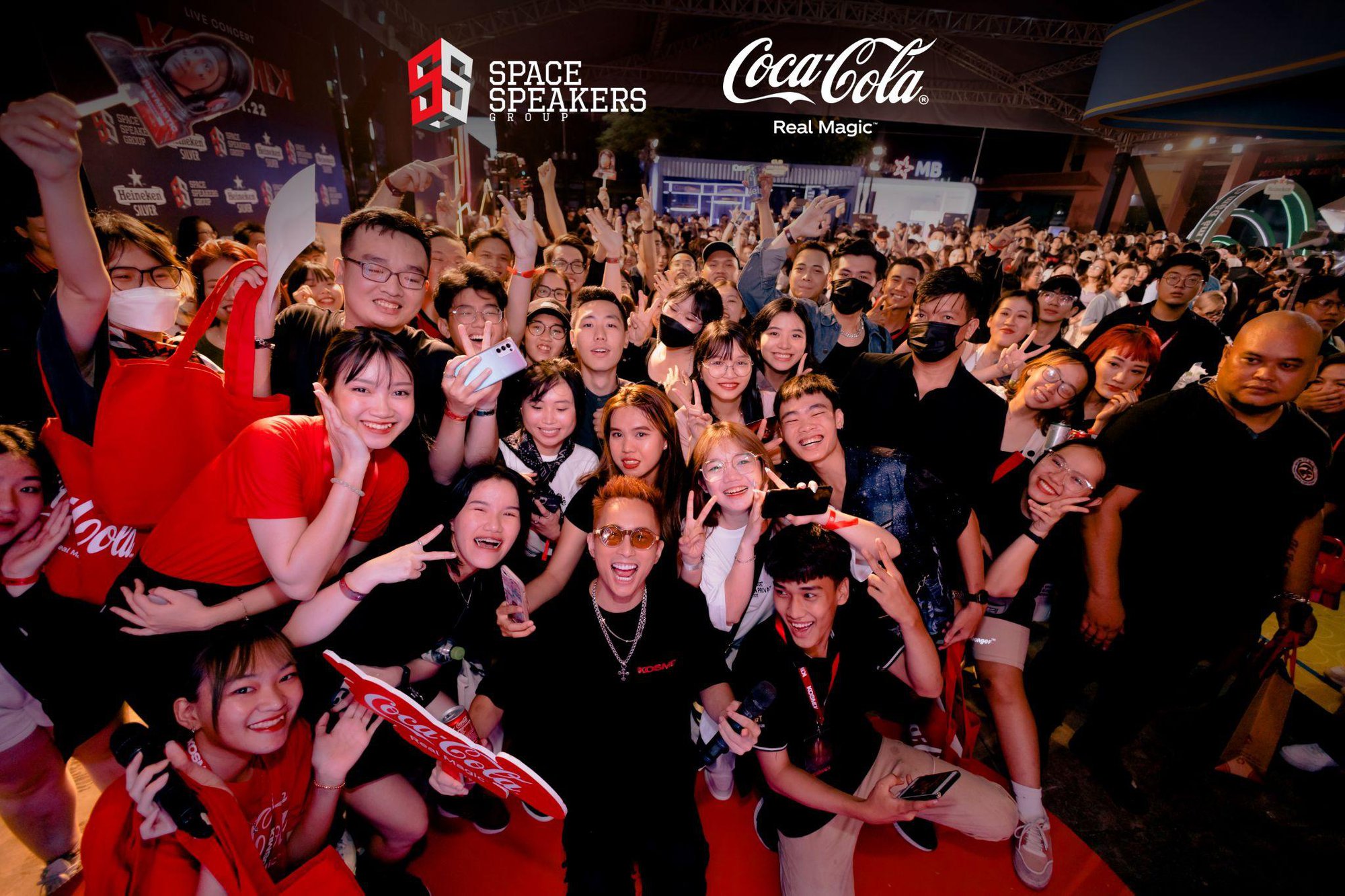 Coca-Cola kết hợp cùng SpaceSpeakers, đưa giới trẻ đến bữa tiệc âm nhạc KOSMIK Live Concert - Ảnh 4.