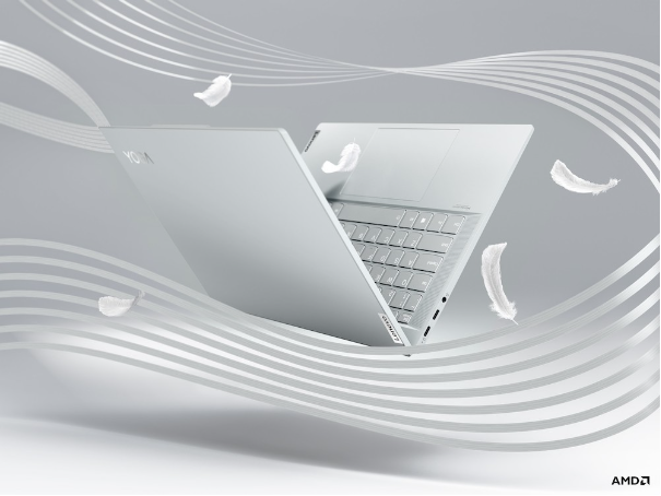 Lenovo Yoga Slim 7 Carbon Gen 6 - một trong những sản phẩm laptop đáng mua nhất hiện nay. Với thiết kế mỏng nhẹ, hiệu năng mạnh mẽ và tính năng đa dụng, đây là lựa chọn tuyệt vời cho những người đang tìm kiếm một chiếc laptop phù hợp với nhu cầu của mình. Hãy xem hình ảnh để cảm nhận rõ hơn về sản phẩm này.
