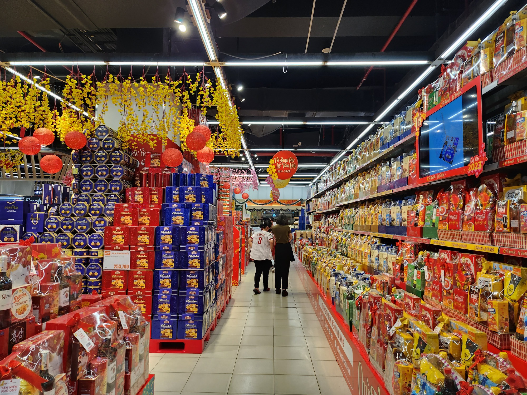 Bộ sưu tập quà Tết tại LOTTE Mart &quot;hút&quot; doanh nghiệp và người tiêu dùng - Ảnh 2.