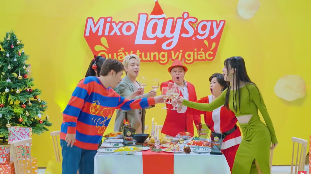Bữa tiệc Giáng sinh kích thích vị giác trong tập đặc biệt gameshow MixoLay’sgy - Ảnh 1.