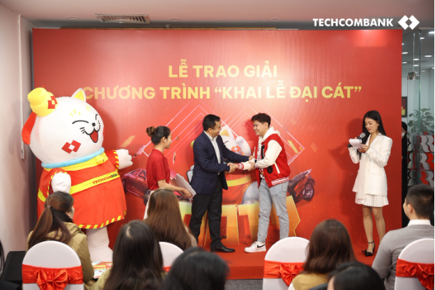Cơn sốt “mèo Đại Cát” với các siêu giải thưởng từ Techcombank - Ảnh 2.