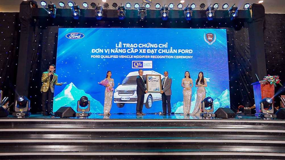 DCar thu hút nhà giàu Việt đến với Thế Giới Limousine tại TPHCM - Ảnh 3.