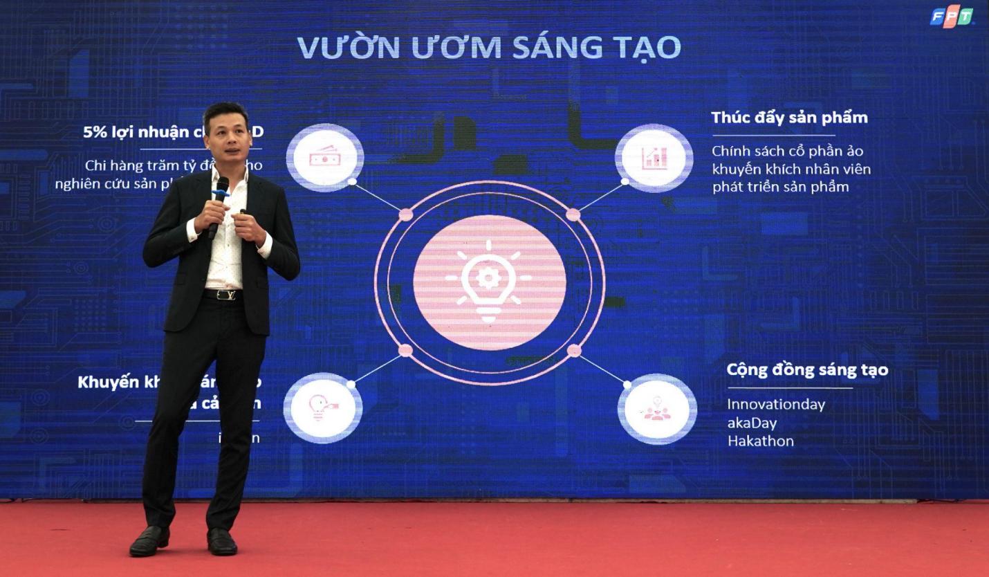 FPT trình diễn sản phẩm công nghệ kiến tạo hạnh phúc tại Techfest Vietnam 2022 - Ảnh 2.
