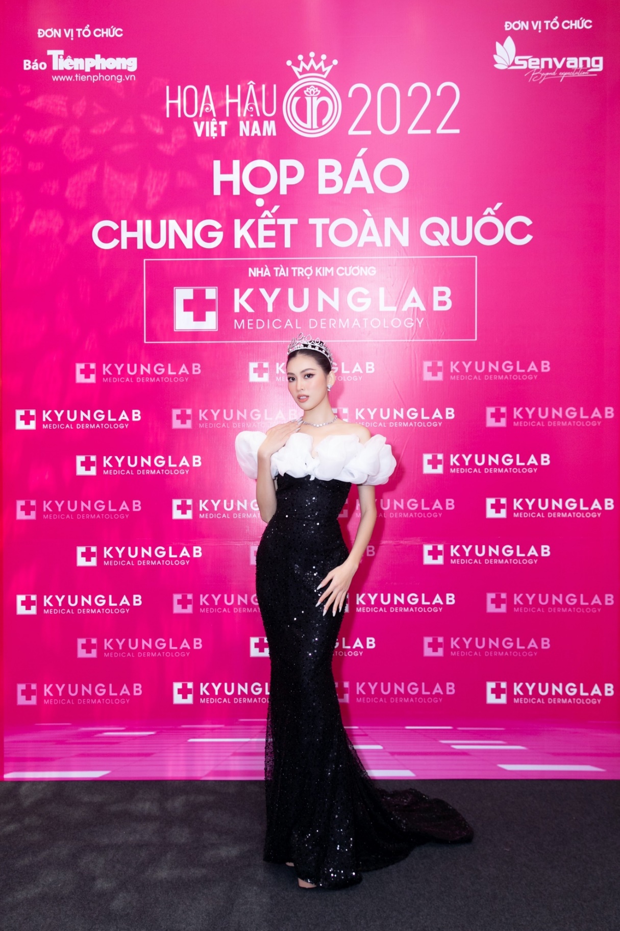 Dàn Hoa hậu, Á hậu đổ bộ tại thảm đỏ họp báo chung kết toàn quốc Hoa hậu Việt Nam 2022 - Ảnh 7.