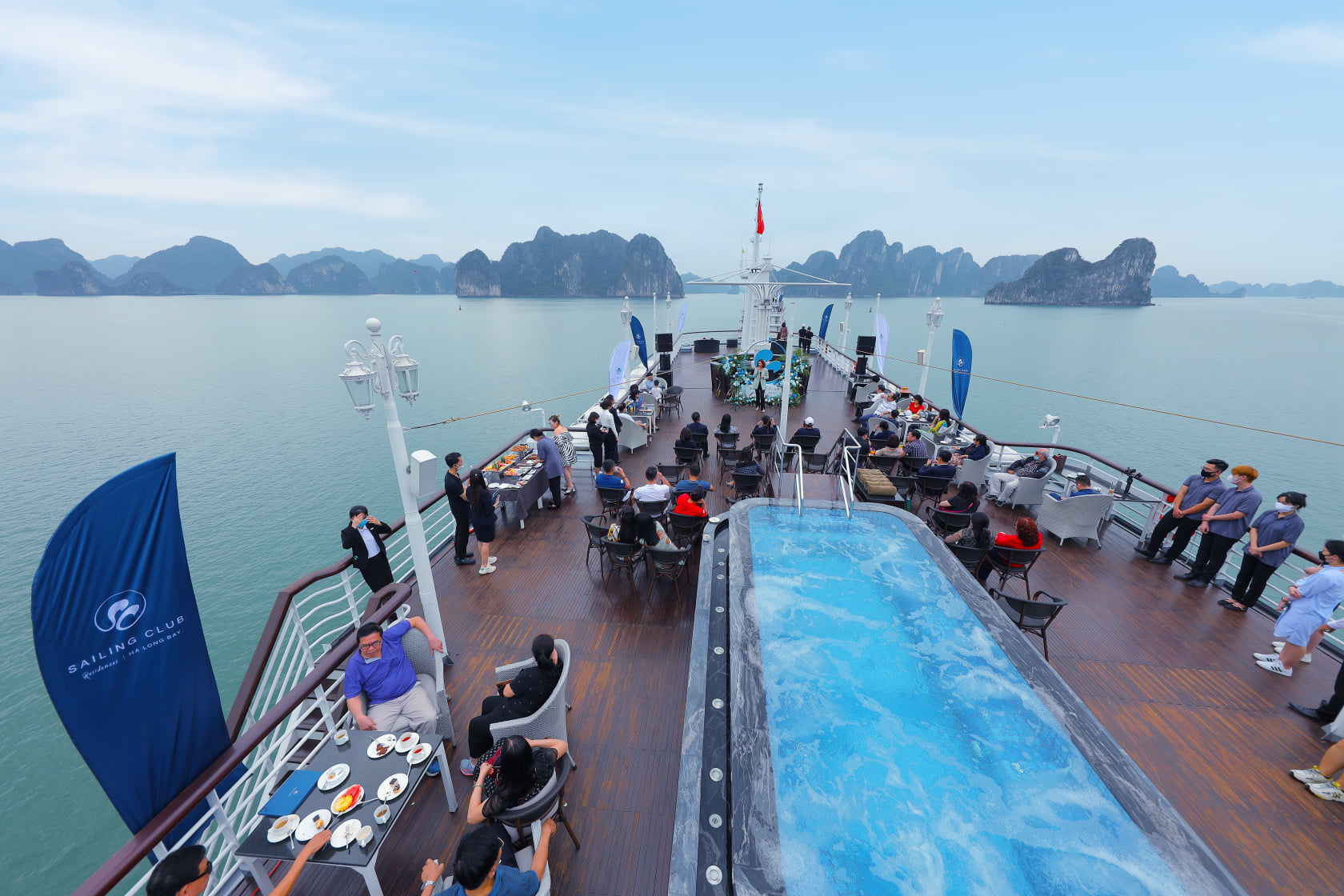 Biệt thự clubhouse Sailing Club Residences Ha Long Bay thu hút giới đầu tư - Ảnh 1.