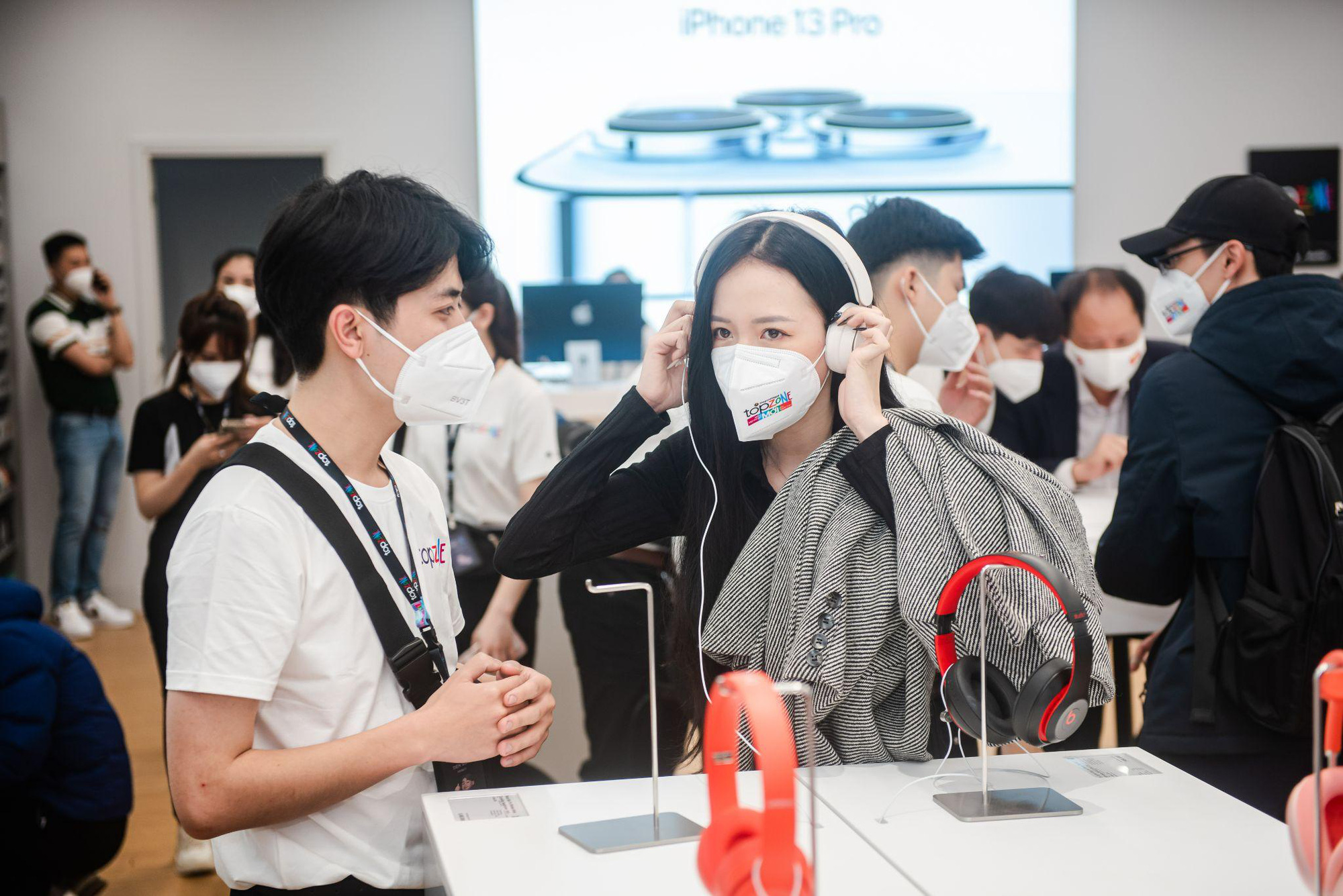 TopZone và Thế Giới Di Động hướng đến doanh thu 1 tỷ USD hàng Apple - Ảnh 2.