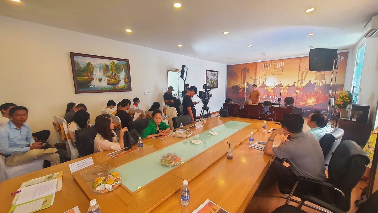 “Tây Sơn thất hổ tướng” có gì mà các bạn trẻ nườm nượp ứng tuyển? - Ảnh 1.