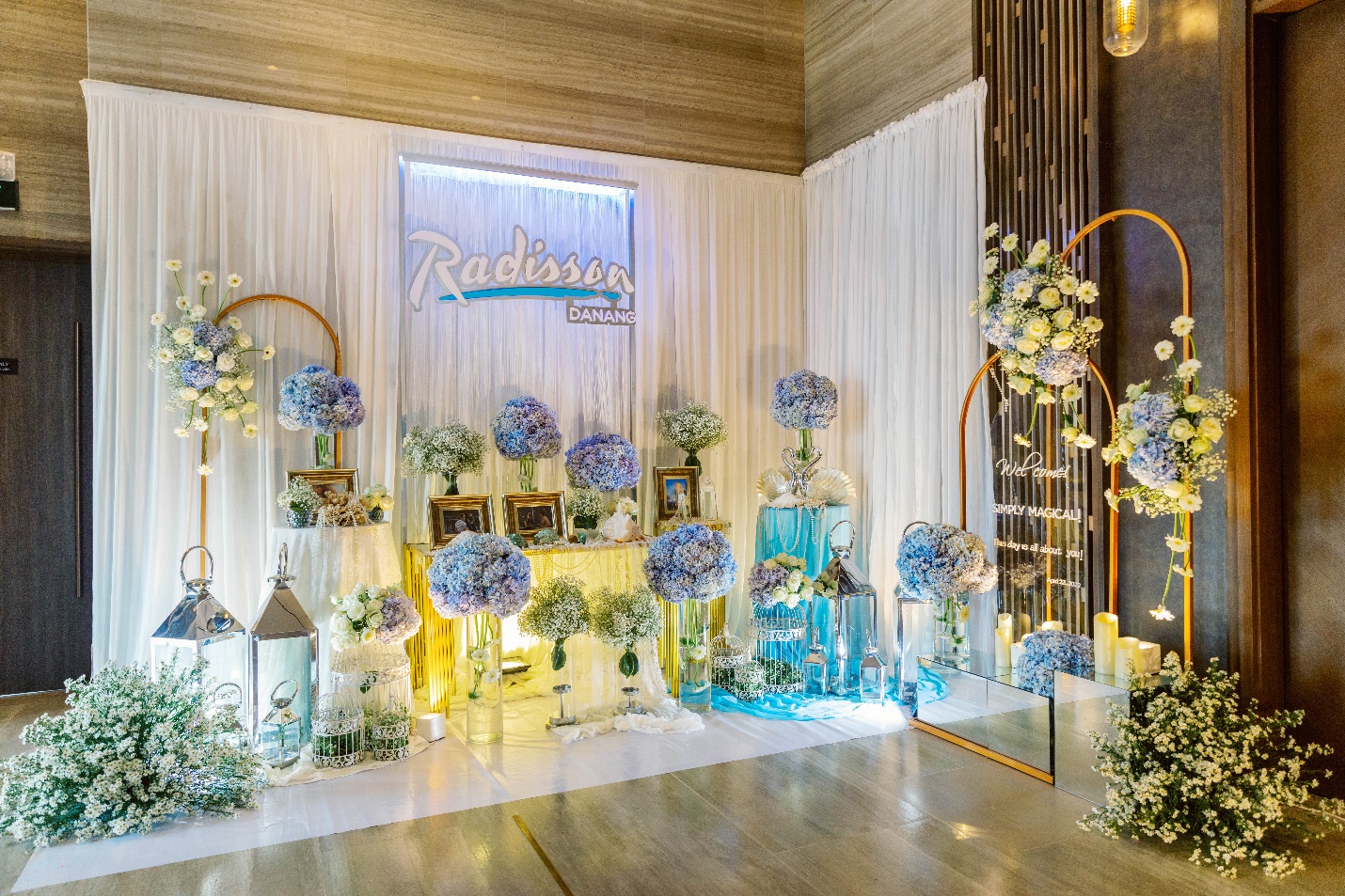 Khởi động mùa cưới với triển lãm đẹp như mơ “Simply Magical!” tại Radisson Hotel Danang - Ảnh 6.