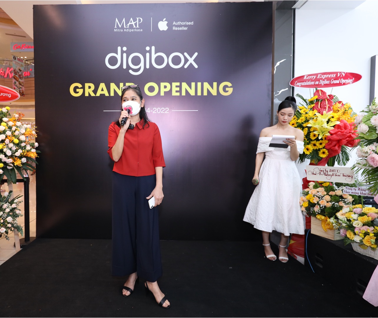 Digibox khai trương cửa hàng uỷ quyền Apple cùng nhiều ưu đãi - Ảnh 1. Digibox khai trương cửa hàng uỷ quyền Apple cùng nhiều ưu đãi - Ảnh 1.