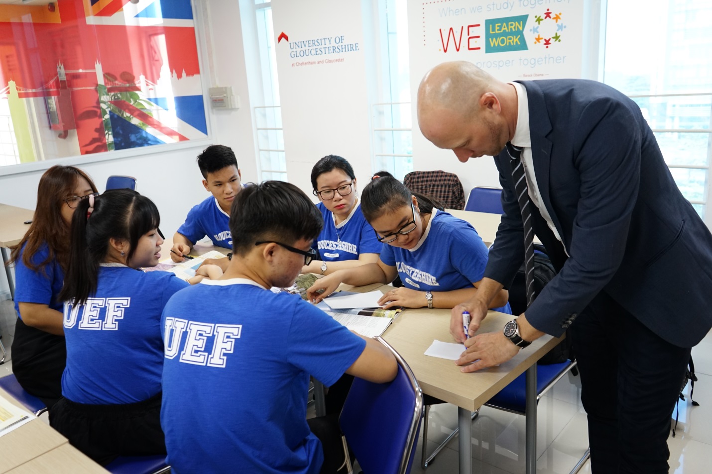 Tiếp th&ecirc;m động lực học tập với ch&iacute;nh s&aacute;ch học bổng UEF - Ảnh 3.