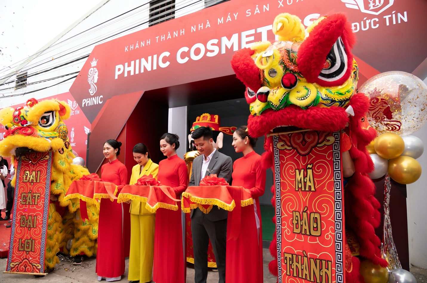 Lễ khánh thành nhà máy sản xuất đầy “lộc” của Phinic Cosmetics (Đức Tín Group) - Ảnh 1.
