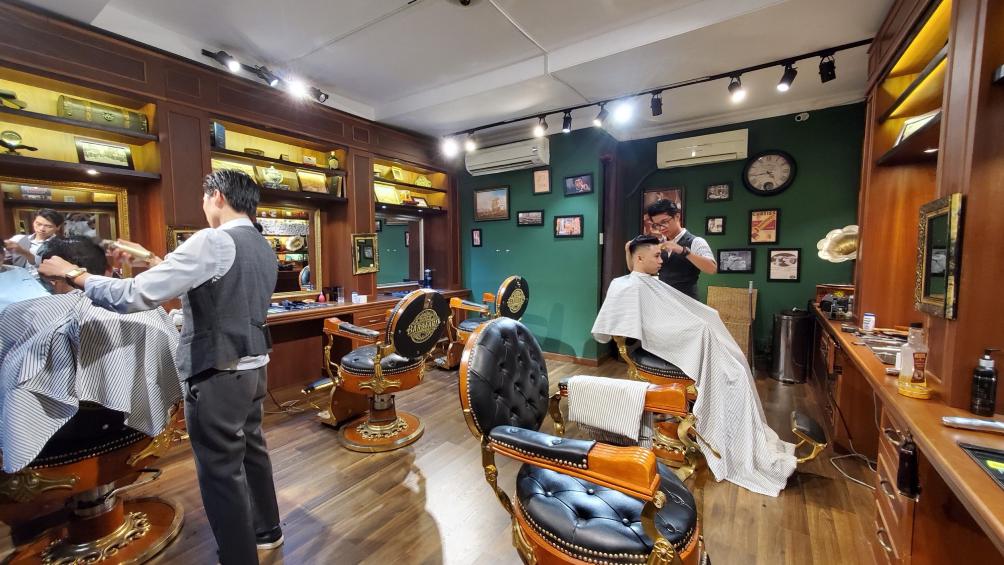 Nhiều chủ tiệm Hair Salon, Spa, Nails - Mi tăng thu nhập “khủng” mà vẫn “nhàn tênh” nhờ Phần mềm quản lý KiotViet Salon - Ảnh 1.