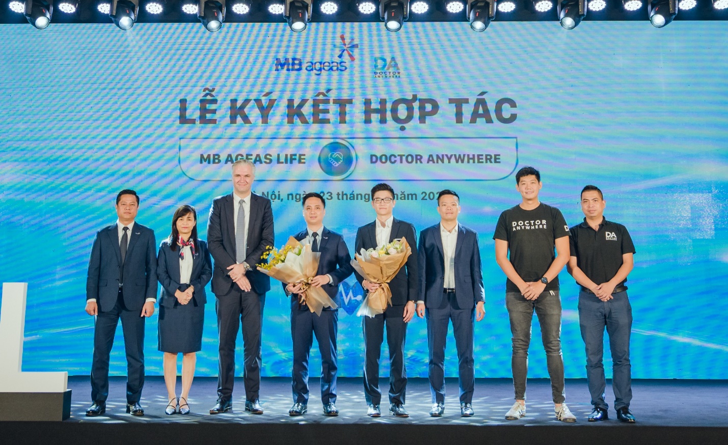 MB Ageas Life - Doctor Anywhere hợp tác chăm sóc sức khỏe người Việt - Ảnh 1.