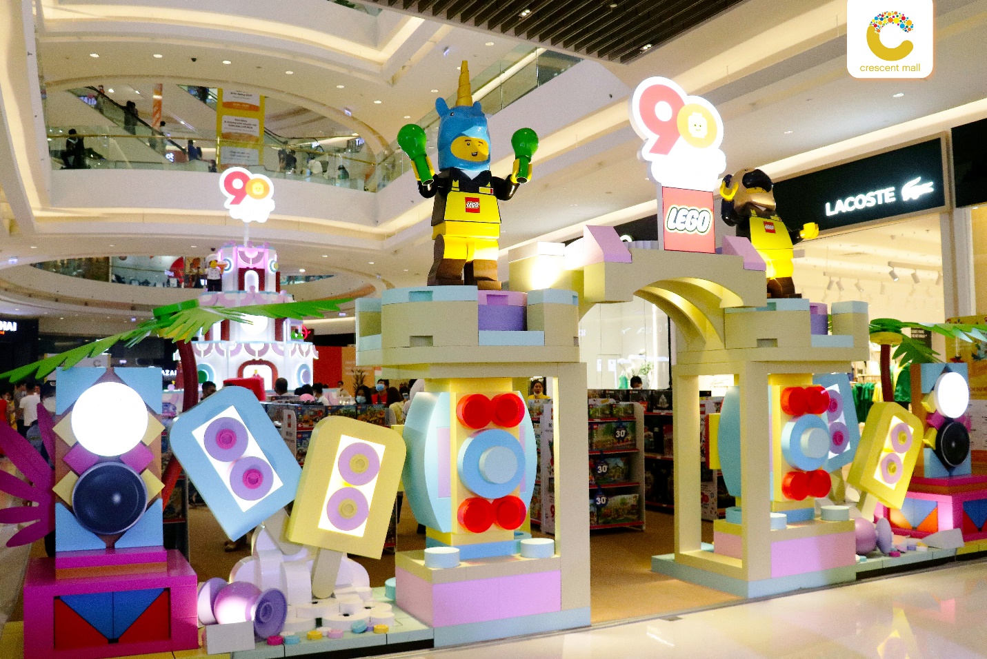 Tưng bừng chào đón mùa hè lễ hội tại Crescent Mall - Ảnh 1.