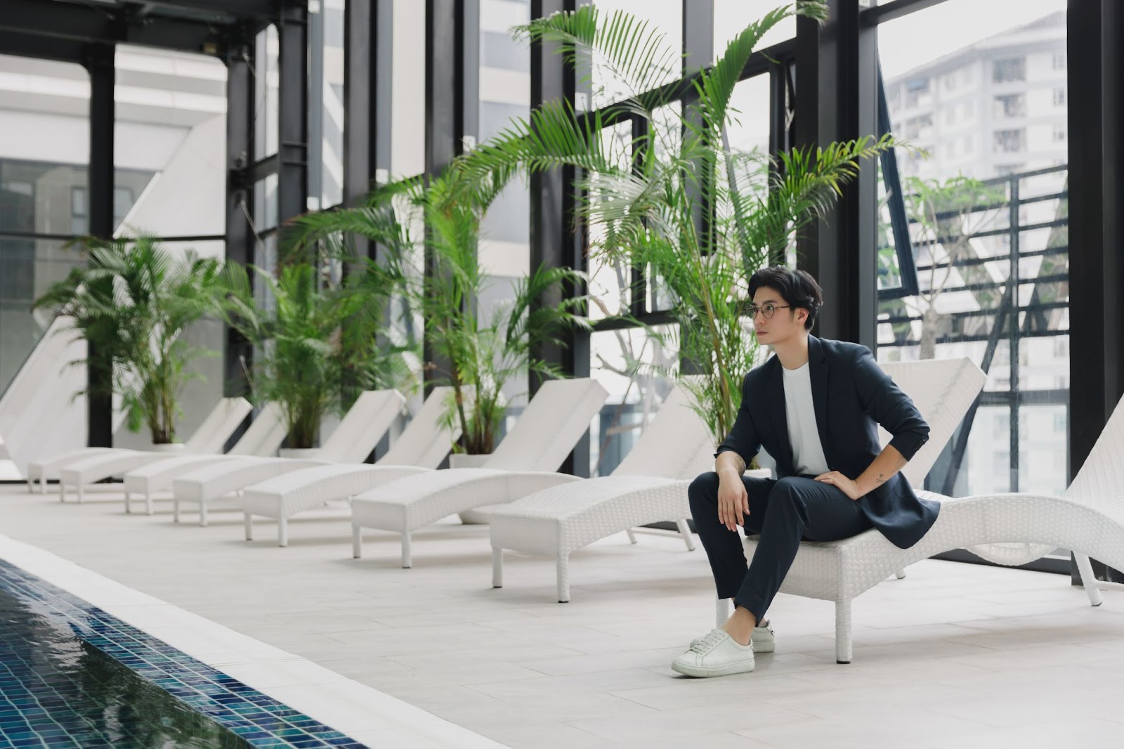 Huy Trần: “Tuyệt vời nhất là những điều mình đã trải qua trở nên tốt đẹp hơn mỗi ngày” - Ảnh 2. Huy Trần: “Tuyệt vời nhất là những điều mình đã trải qua trở nên tốt đẹp hơn mỗi ngày” - Ảnh 2.