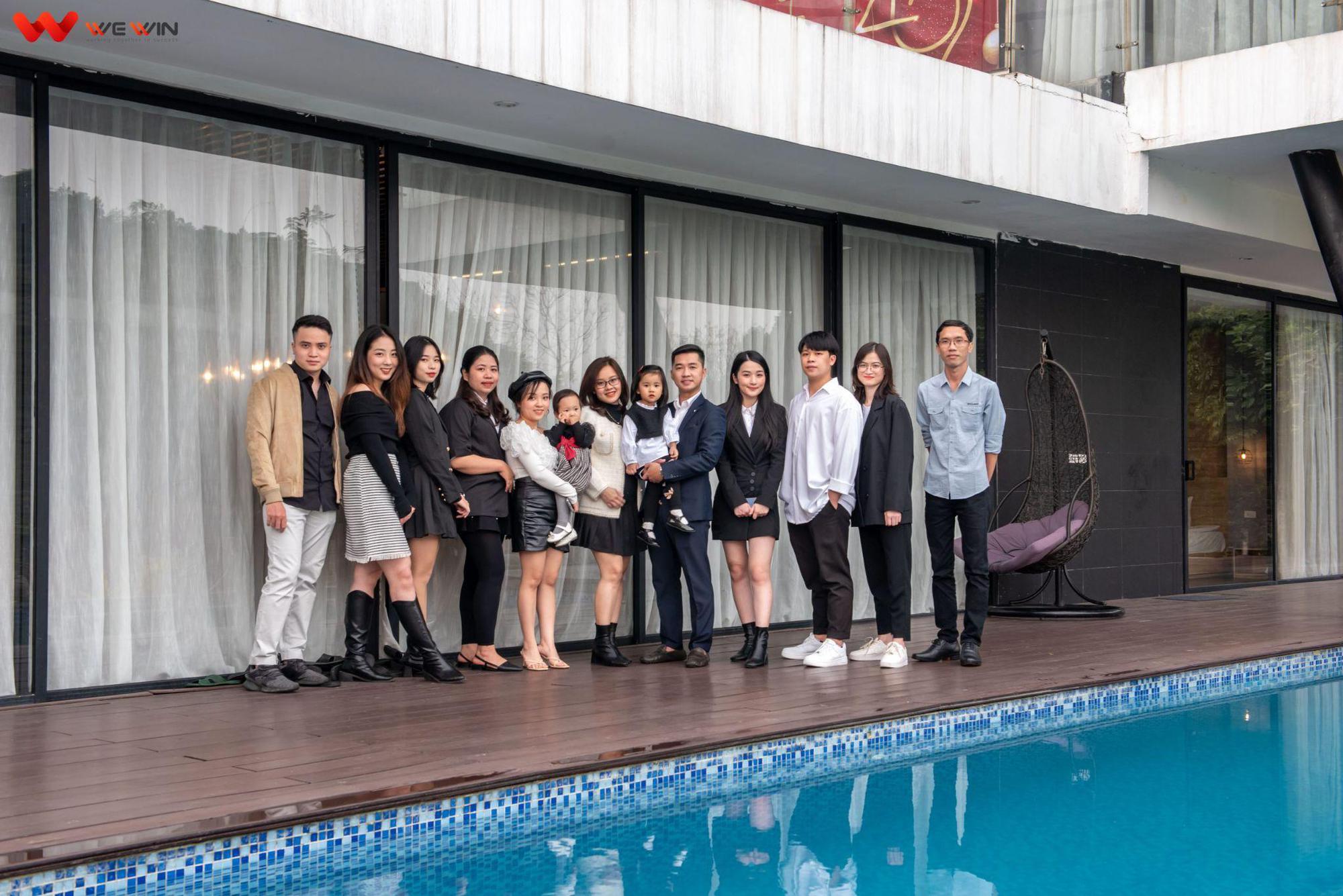 WeWin Media muốn thổi sức trẻ vào ngành OOH - Ảnh 1.