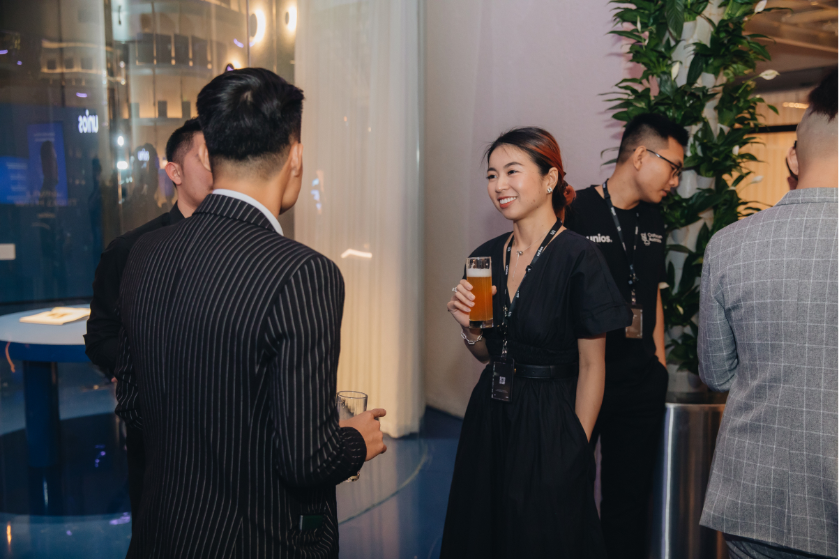 Unios Việt Nam khai trương showroom Hà Nội: Câu chuyện cảm xúc của ánh sáng - Ảnh 2.