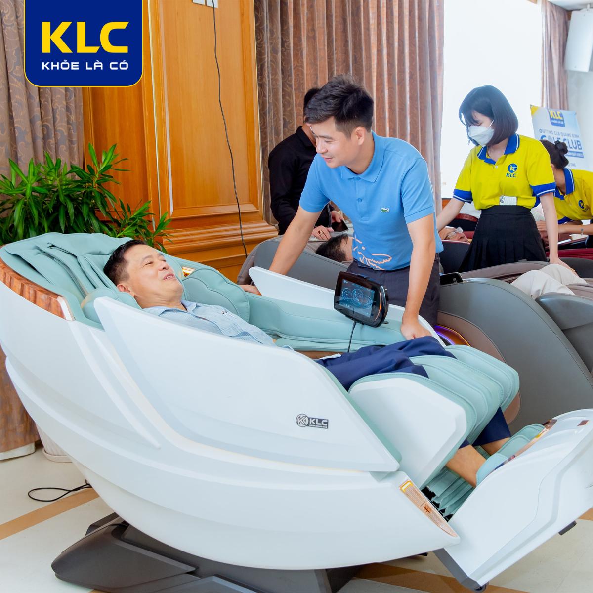 KLC - Địa chỉ mua ghế massage uy tín hiện nay - Ảnh 4. KLC - Địa chỉ mua ghế massage uy tín hiện nay - Ảnh 4.