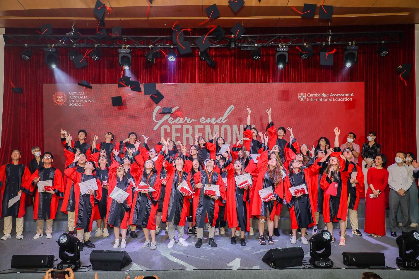 Học sinh lớp 12 đoạt học bổng hơn 52 tỷ đồng, VAS chắp cánh những giấc mơ du học - Ảnh 5. Học sinh lớp 12 đoạt học bổng hơn 52 tỷ đồng, VAS chắp cánh những giấc mơ du học - Ảnh 5.