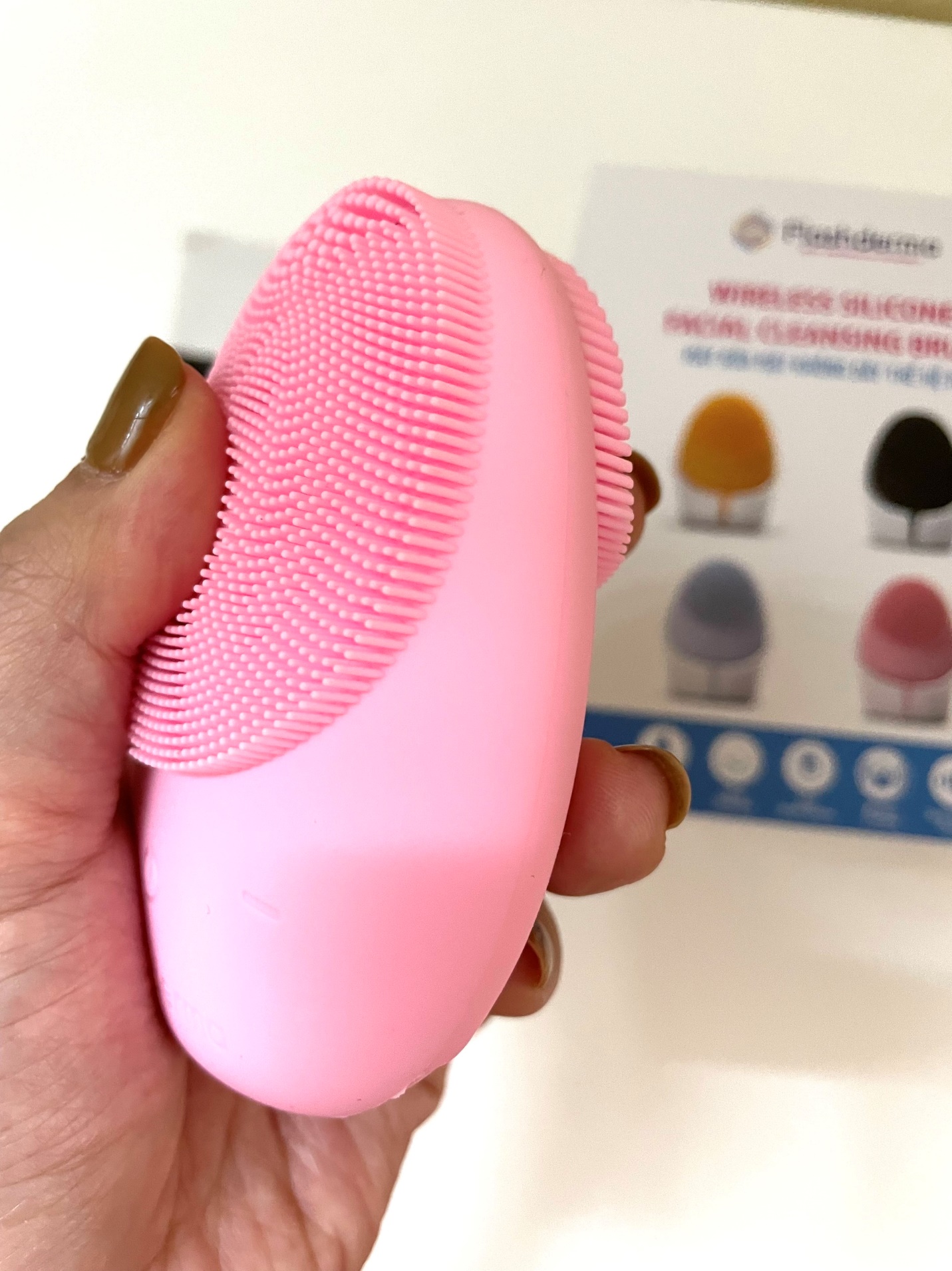 Trải nghiệm máy rửa mặt không dây tiên phong của Việt Nam - Flashderma, có ngon bổ rẻ như lời đồn? - Ảnh 3.